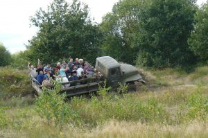 park rozrywki Poligon koło Trzebiatowa - przejażdżki sprzętem wojskowym